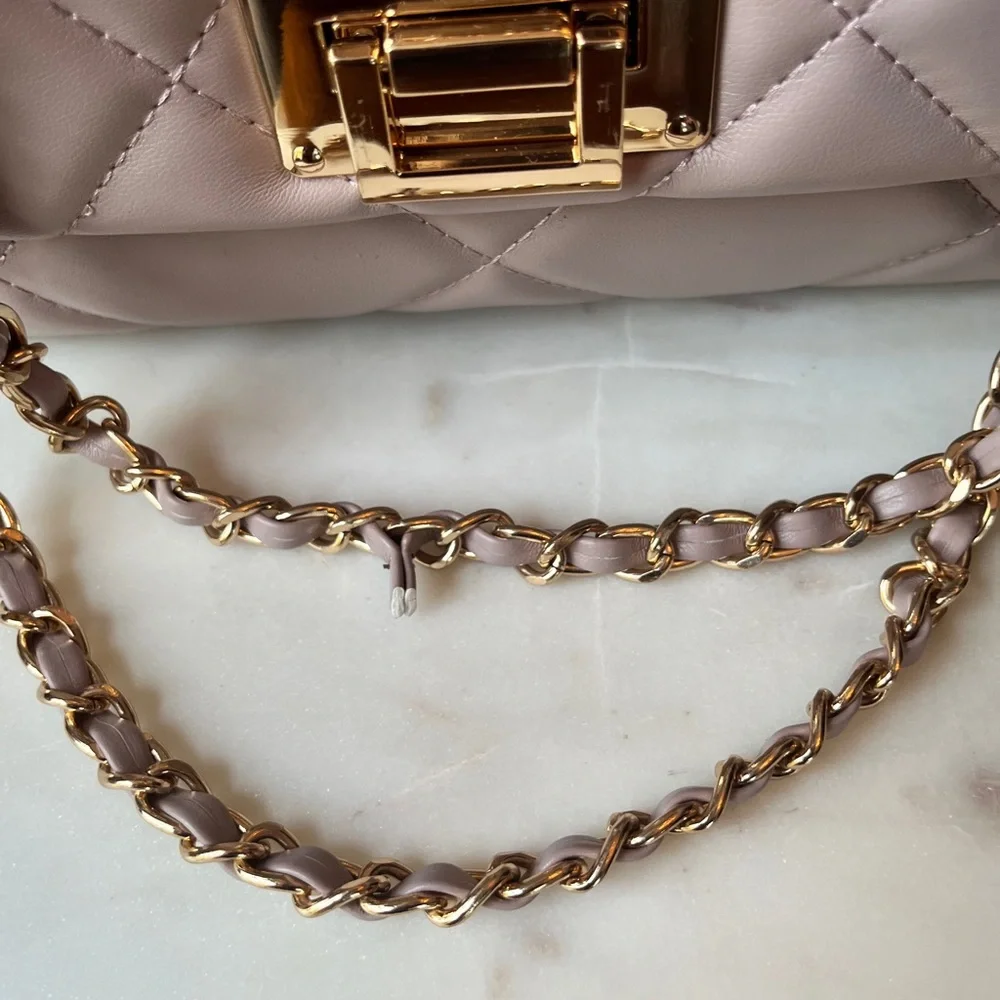 Aldo Muted Pink Quilted Chain Strap Crossbody Bag w/Lovely Gold Hardware (NWT) - Picture 5 of 12